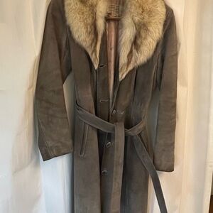 FEATHER ATTIC Vintage Suede Coat with Fur Collar